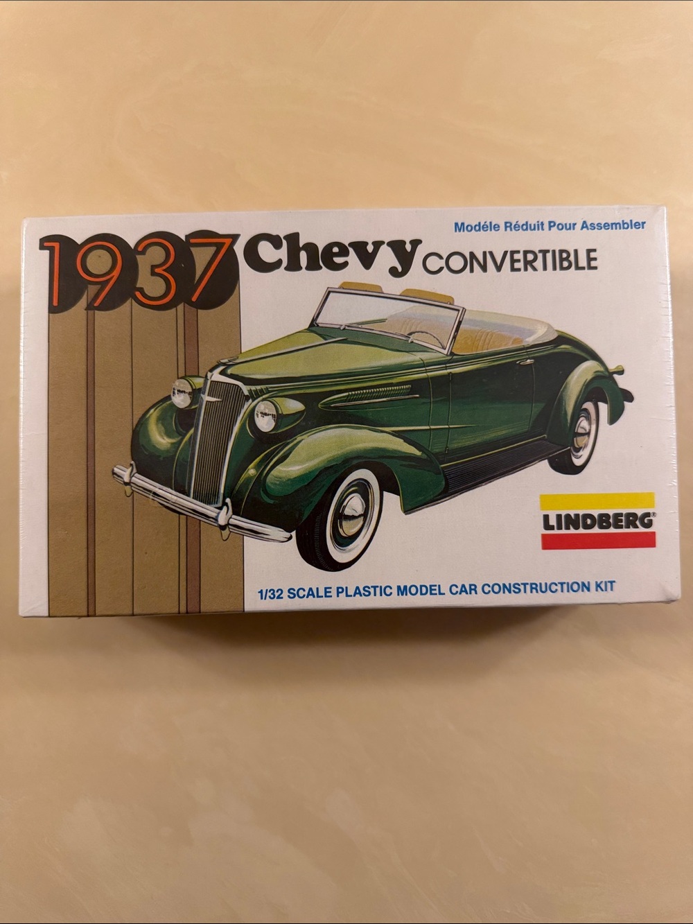 NWT Vintage Lindberg 1937 Chevy Convertible Model Kit - unopened sealed